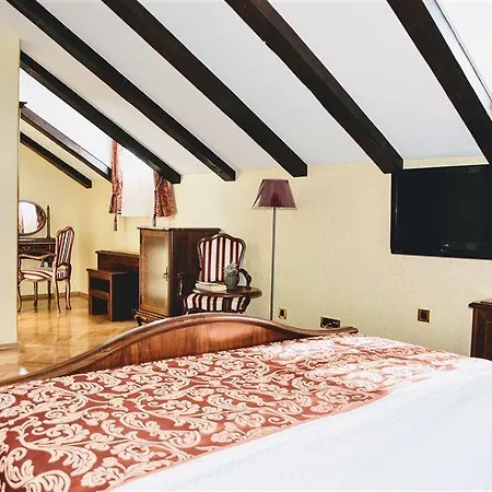Отель Boutique Kazbek 5*