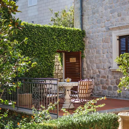 Отель Boutique Kazbek 5*