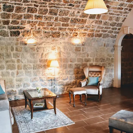 Boutique Kazbek Hotel