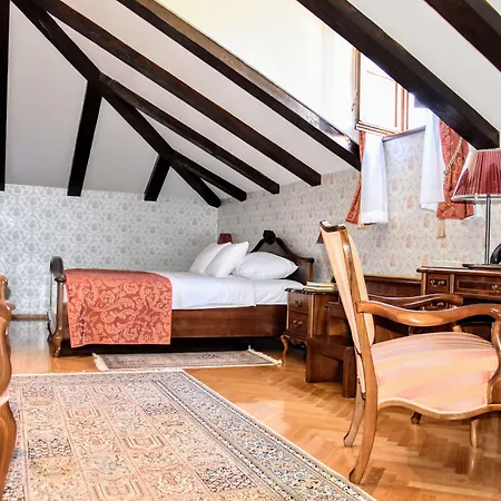 Boutique Kazbek Hotel